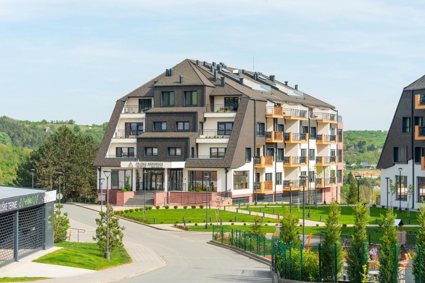 Fruske Residences Врдник Экстерьер фото