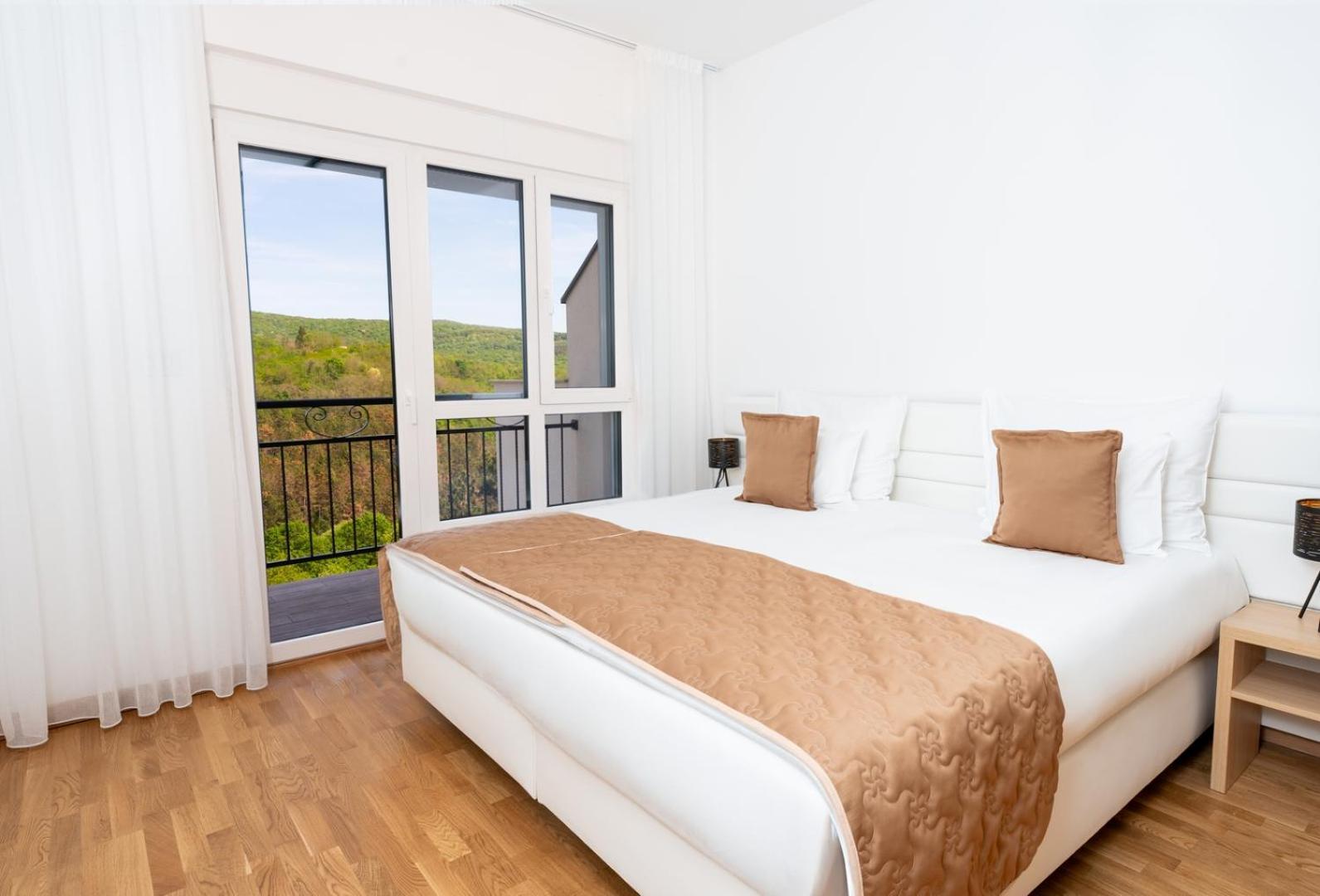 Fruske Residences Врдник Экстерьер фото