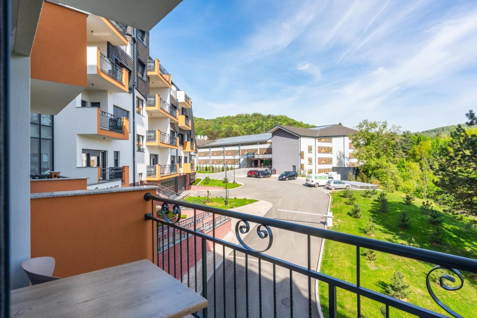 Fruske Residences Врдник Экстерьер фото